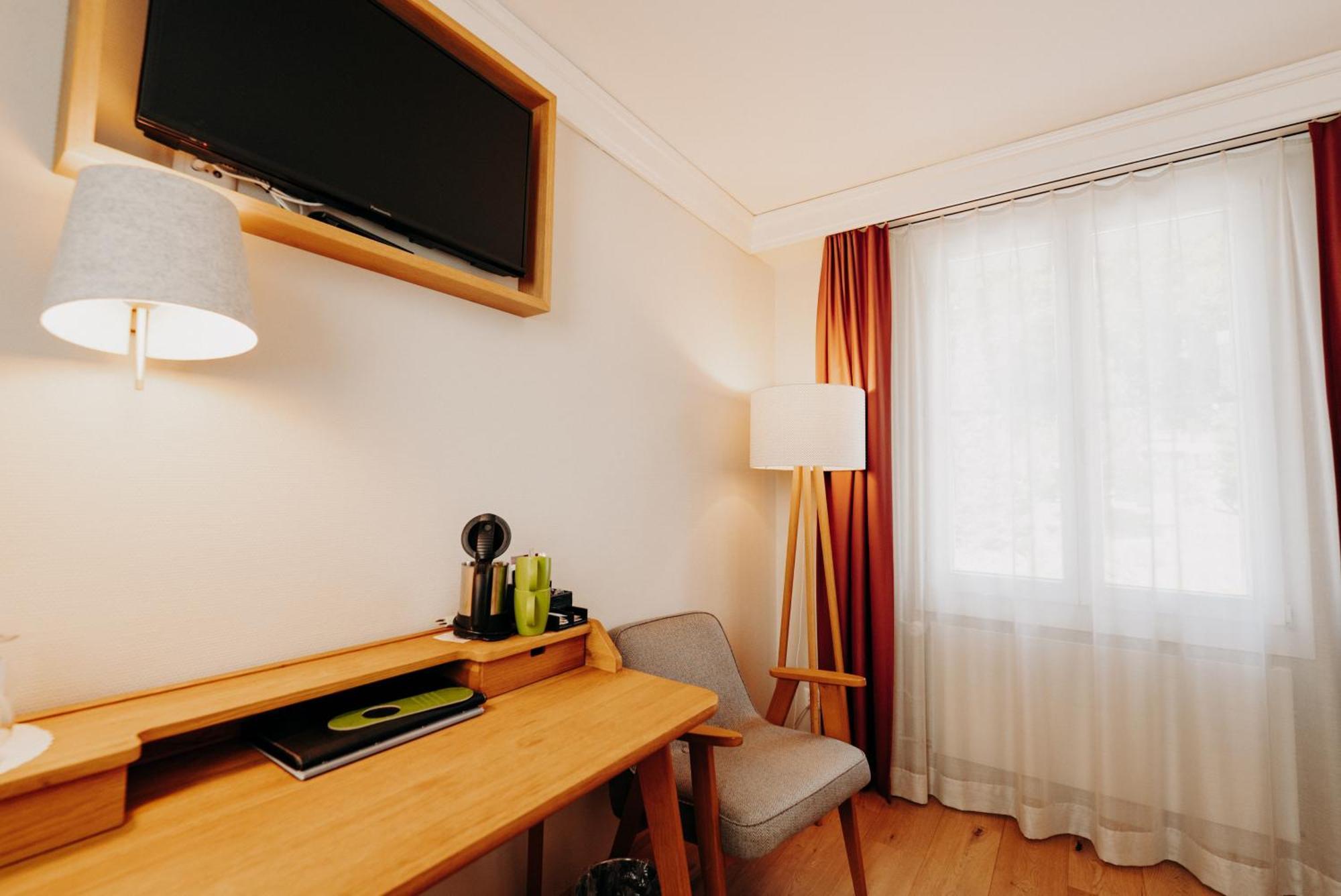 Parkhotel Schoenegg